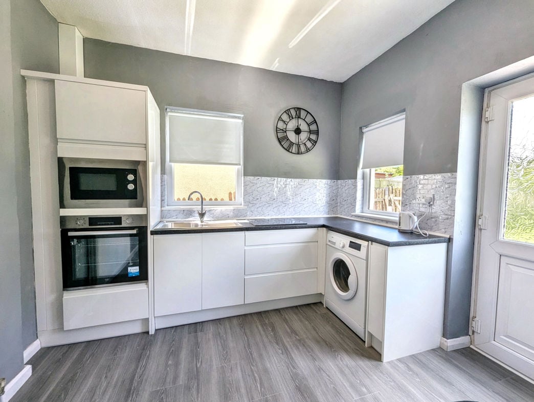 Property image 5 of 17