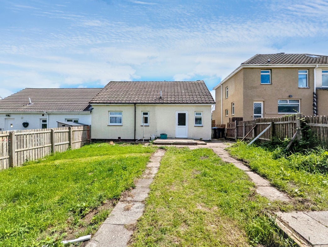 Property image 12 of 17