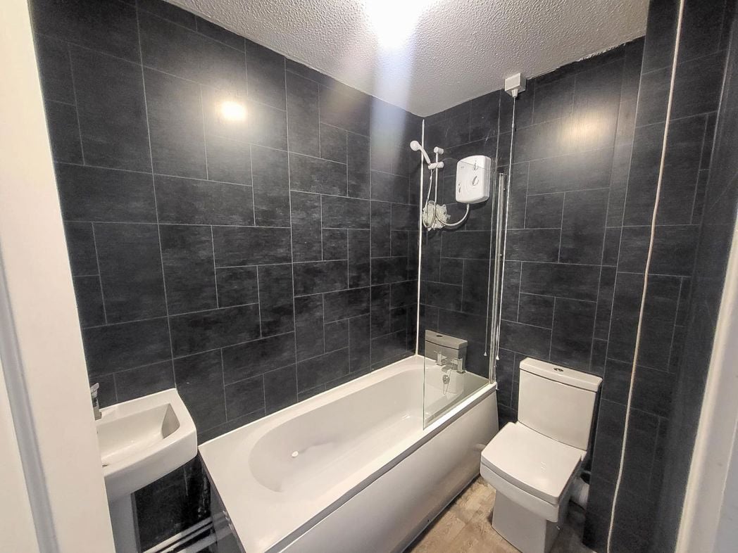 Property image 3 of 5