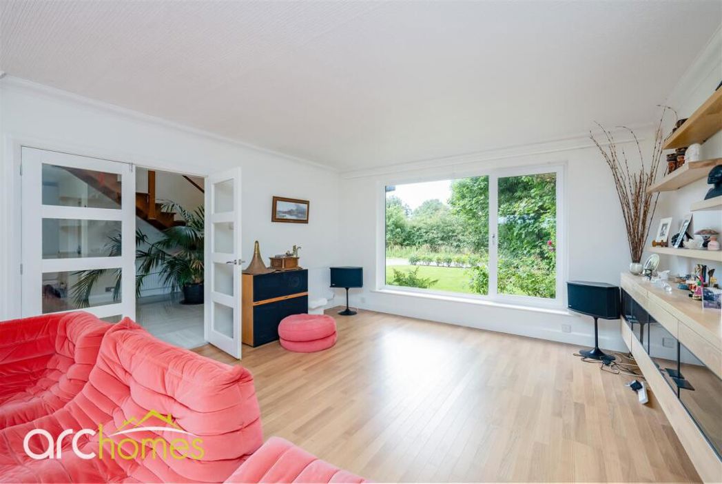 Property image 8 of 51