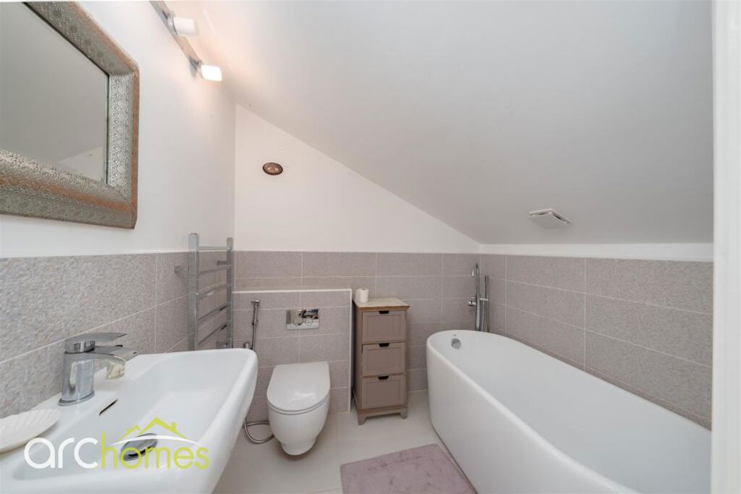 Property image 24 of 51
