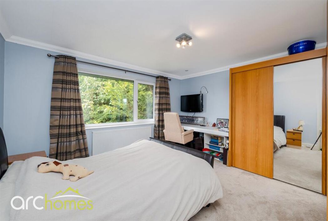 Property image 35 of 51