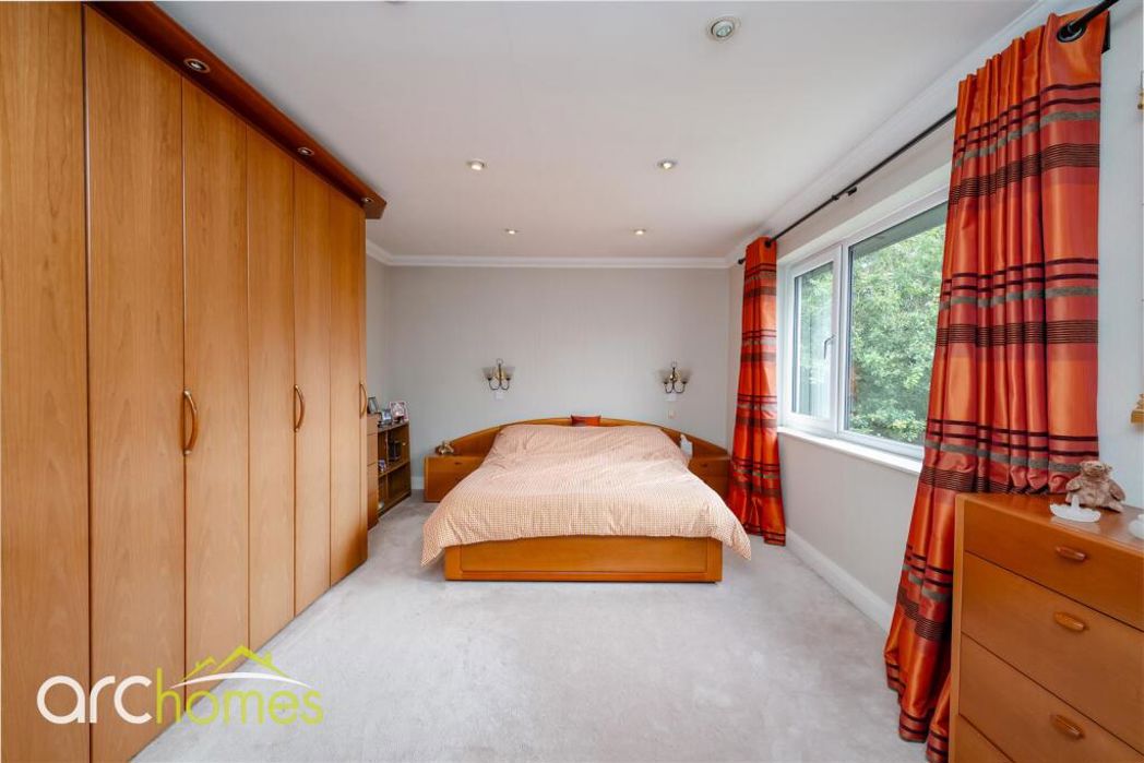 Property image 38 of 51
