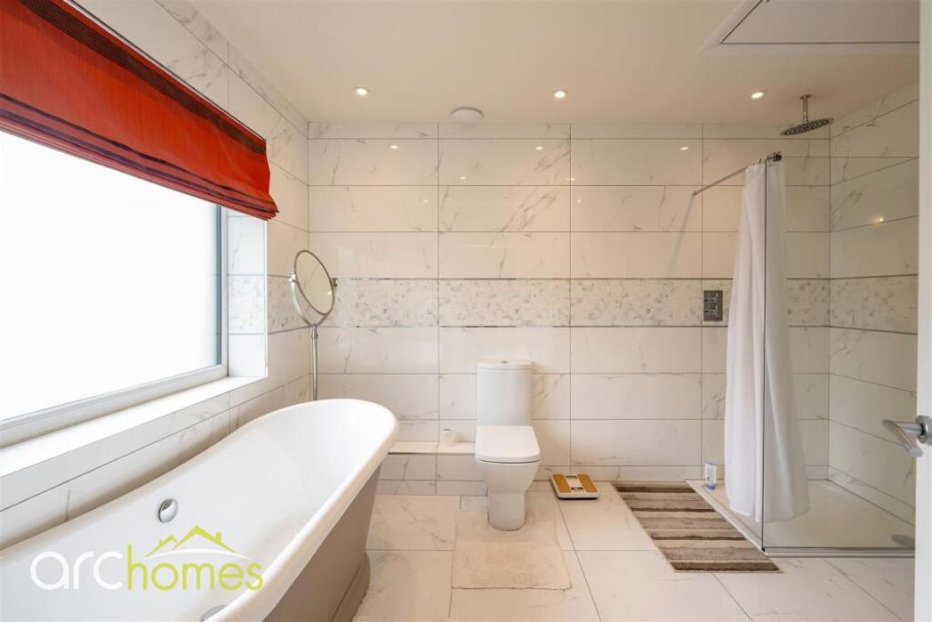 Property image 40 of 51