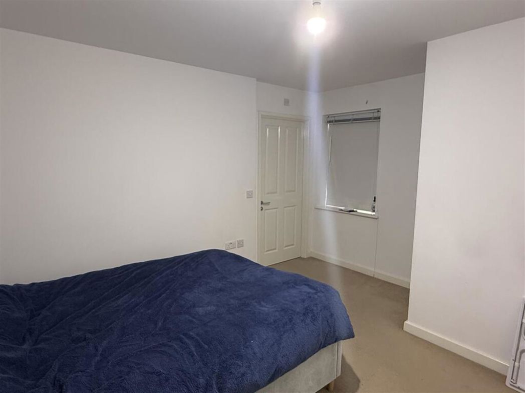 Property image 7 of 15