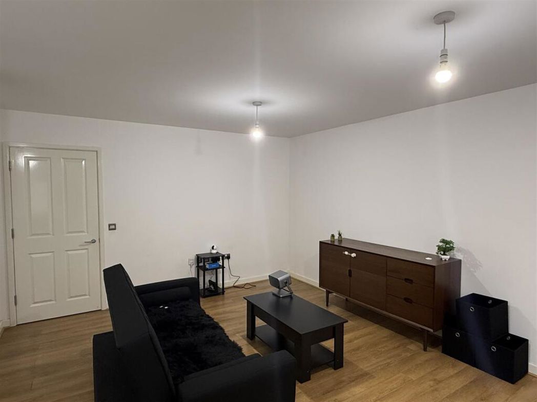 Property image 13 of 15