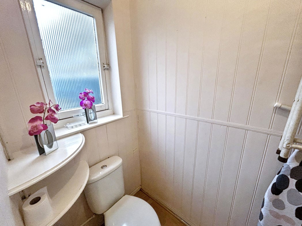 Property image 5 of 10
