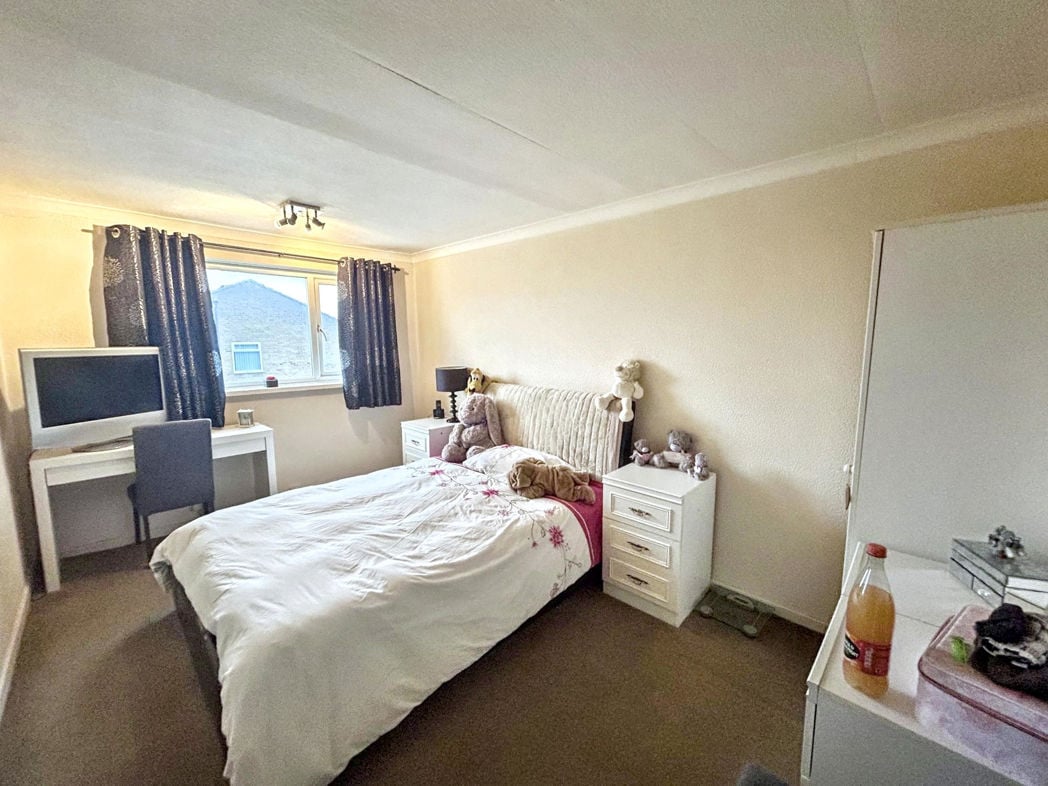 Property image 6 of 10