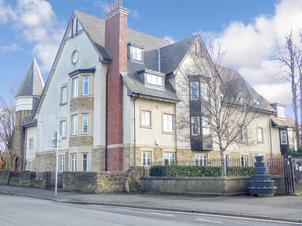 Property image 2 of 14