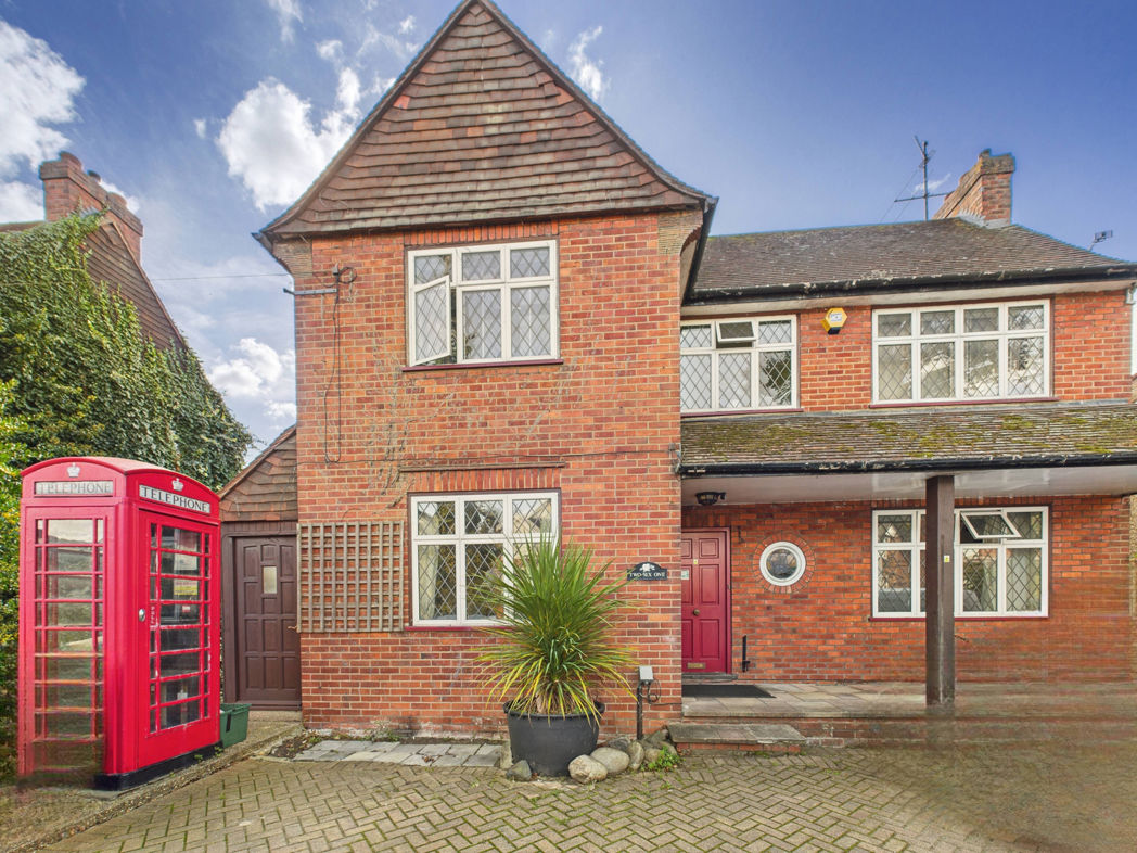 Property image 8 of 19