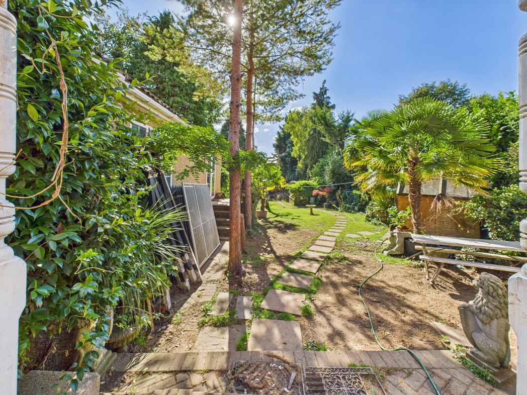 Property image 6 of 19