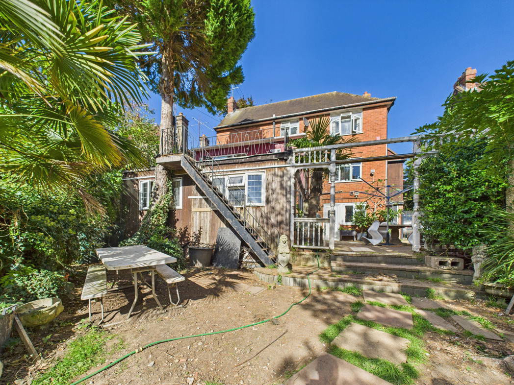 Property image 14 of 19