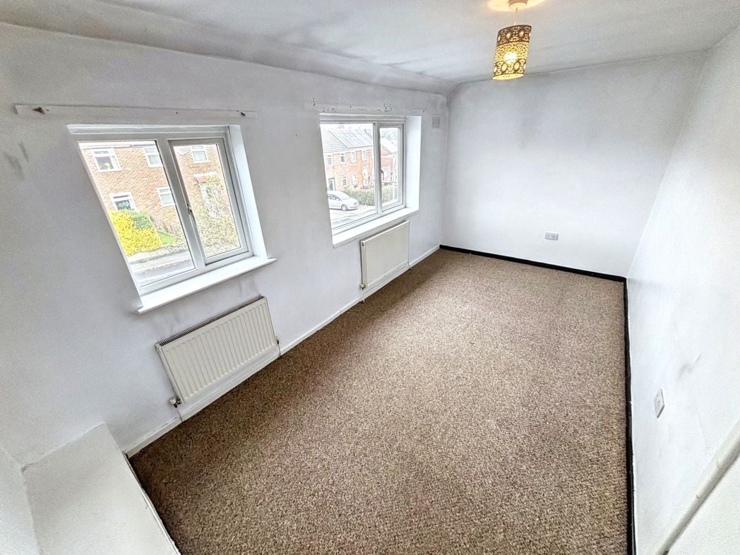 Property image 8 of 13