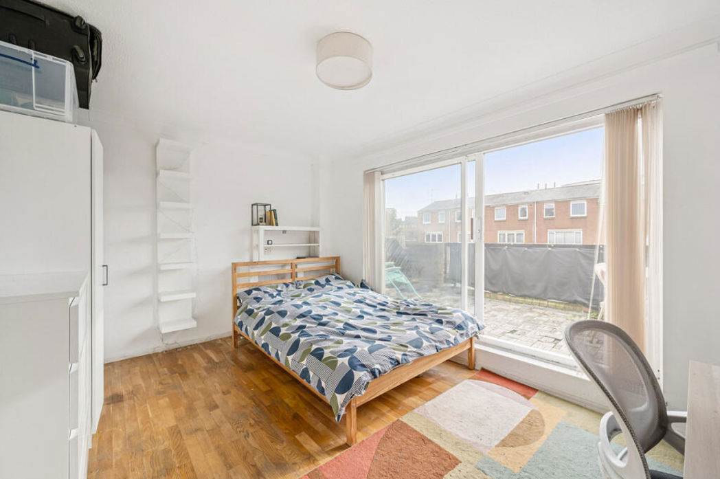 Property image 8 of 15