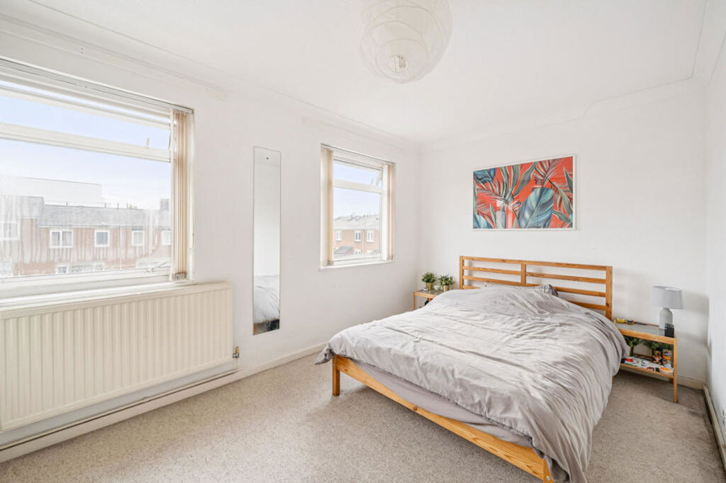 Property image 11 of 15