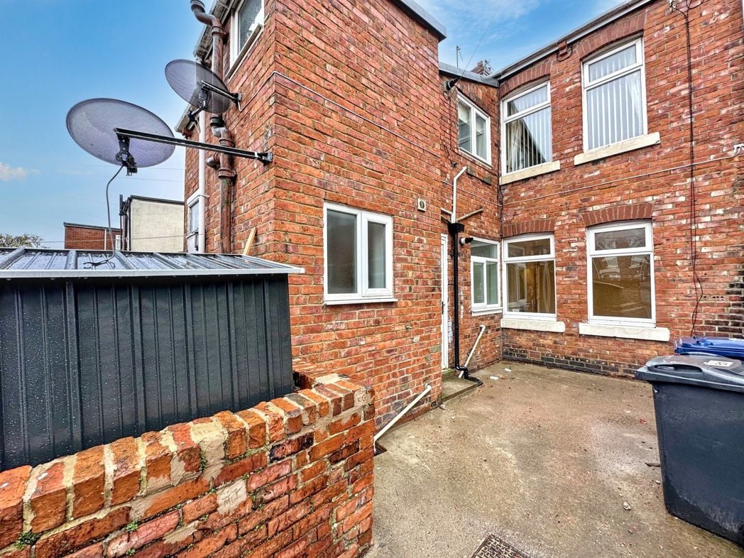 Property image 10 of 11