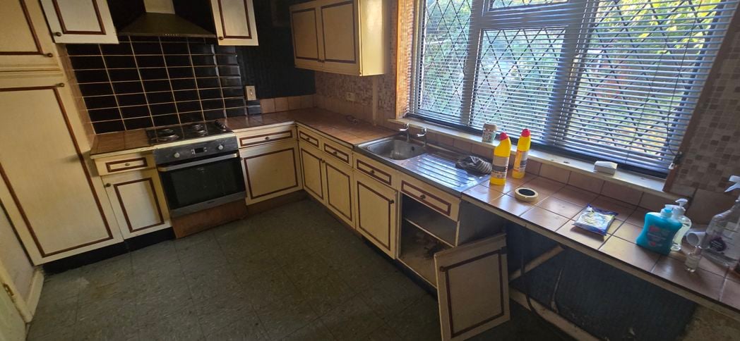 Property image 3 of 14