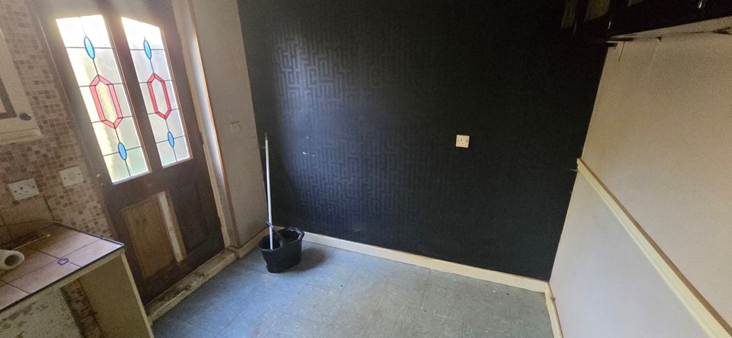 Property image 7 of 14