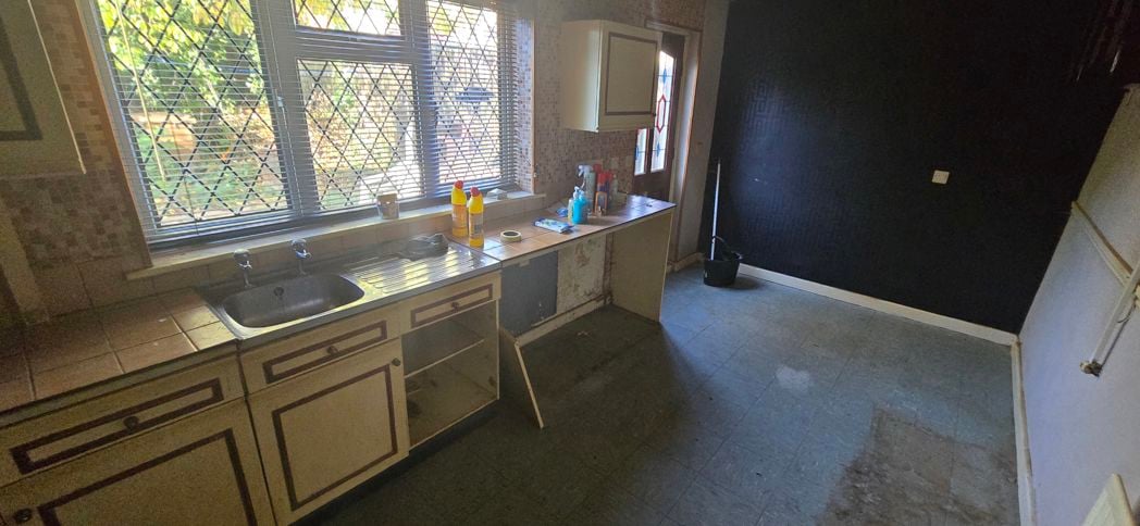 Property image 5 of 14