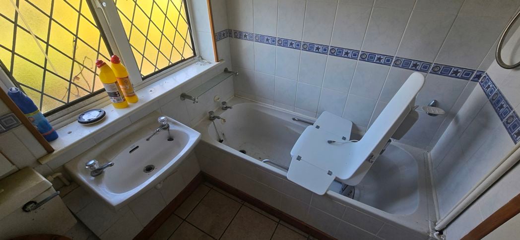 Property image 10 of 14