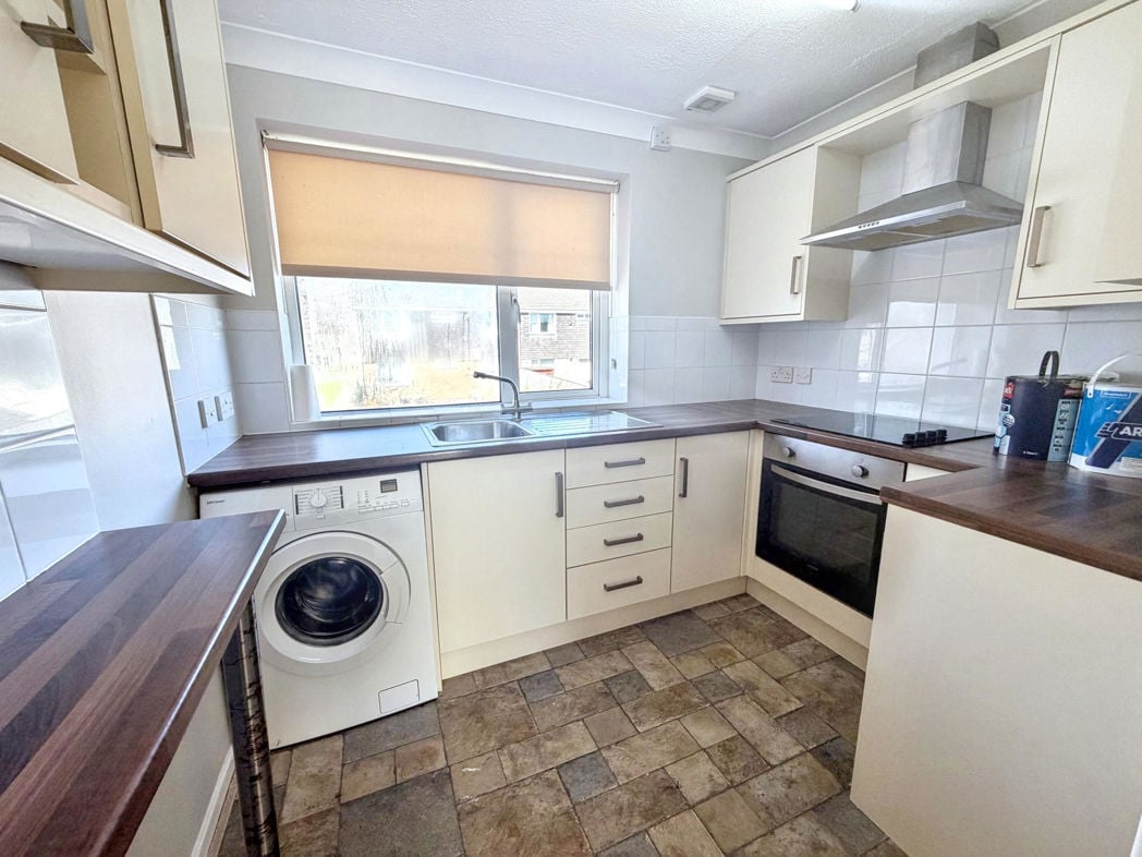 Property image 3 of 13