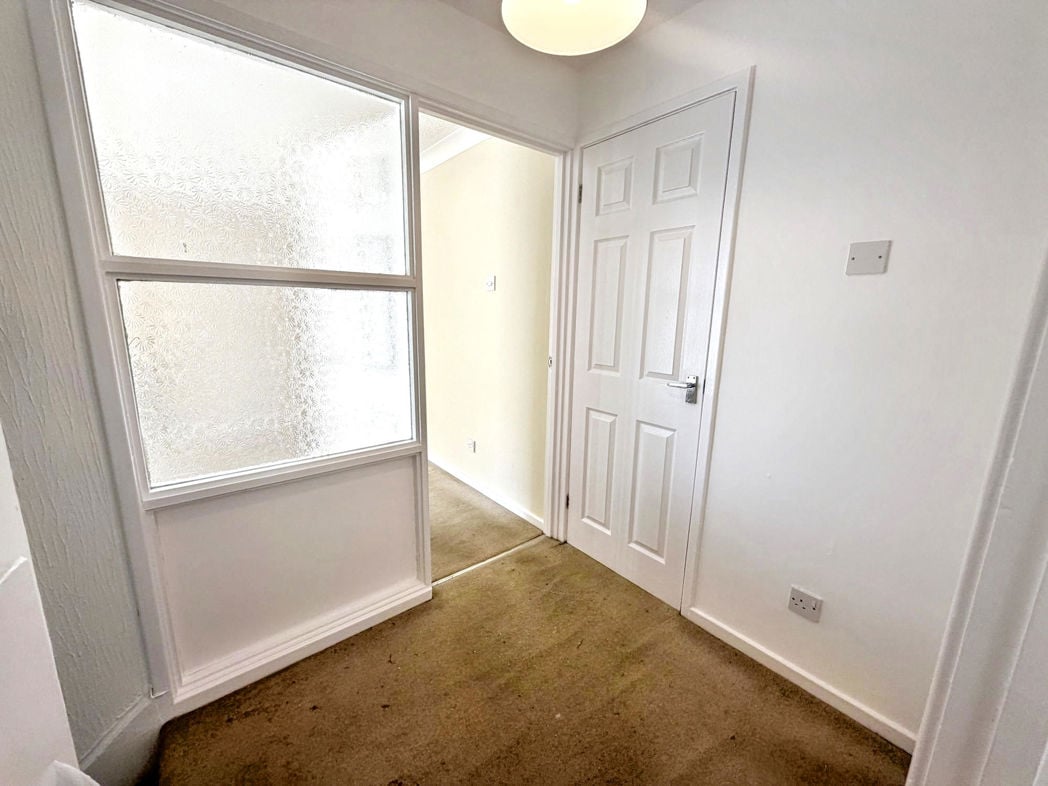 Property image 4 of 13