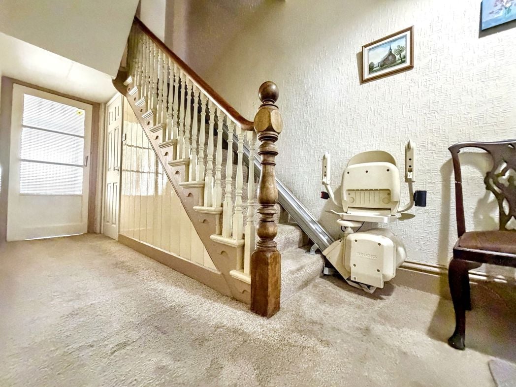 Property image 4 of 35