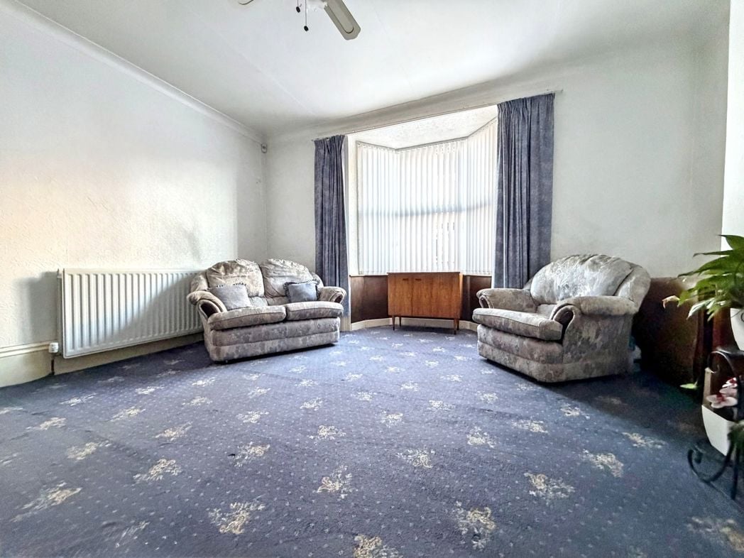 Property image 6 of 35