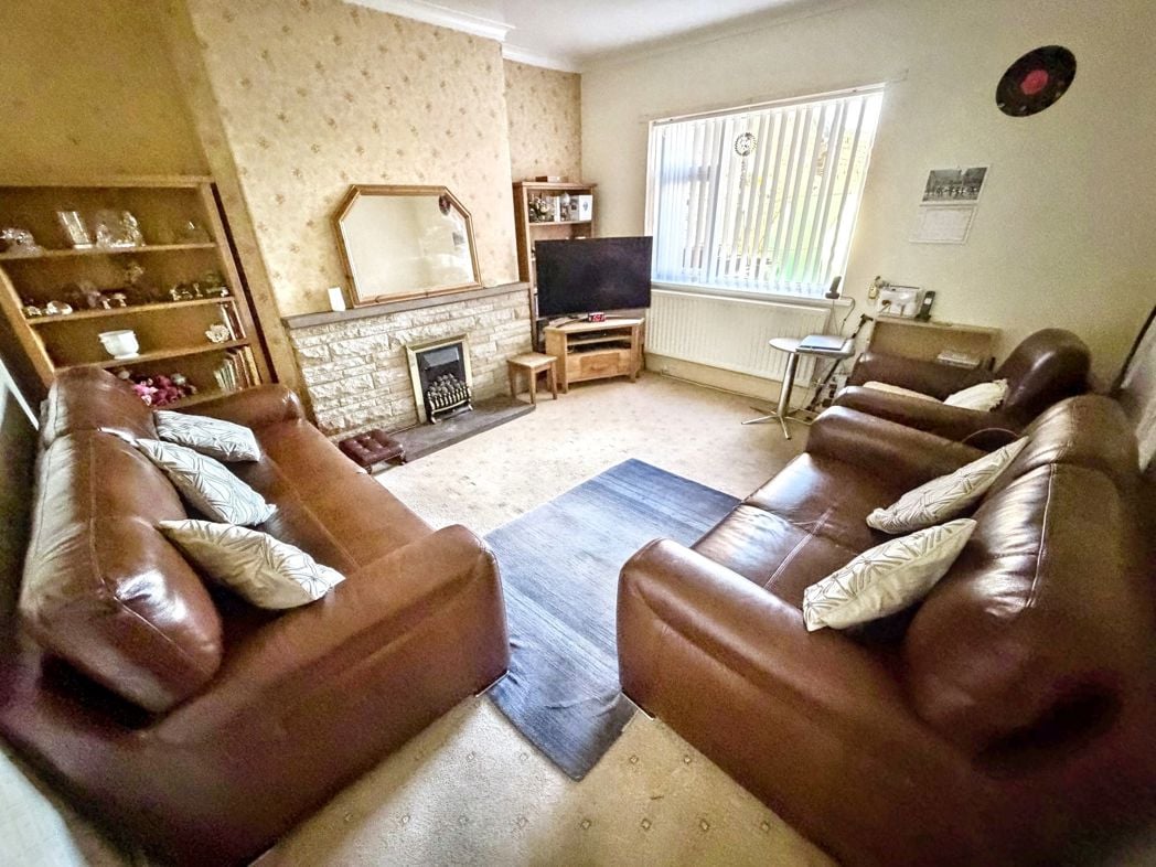 Property image 9 of 35