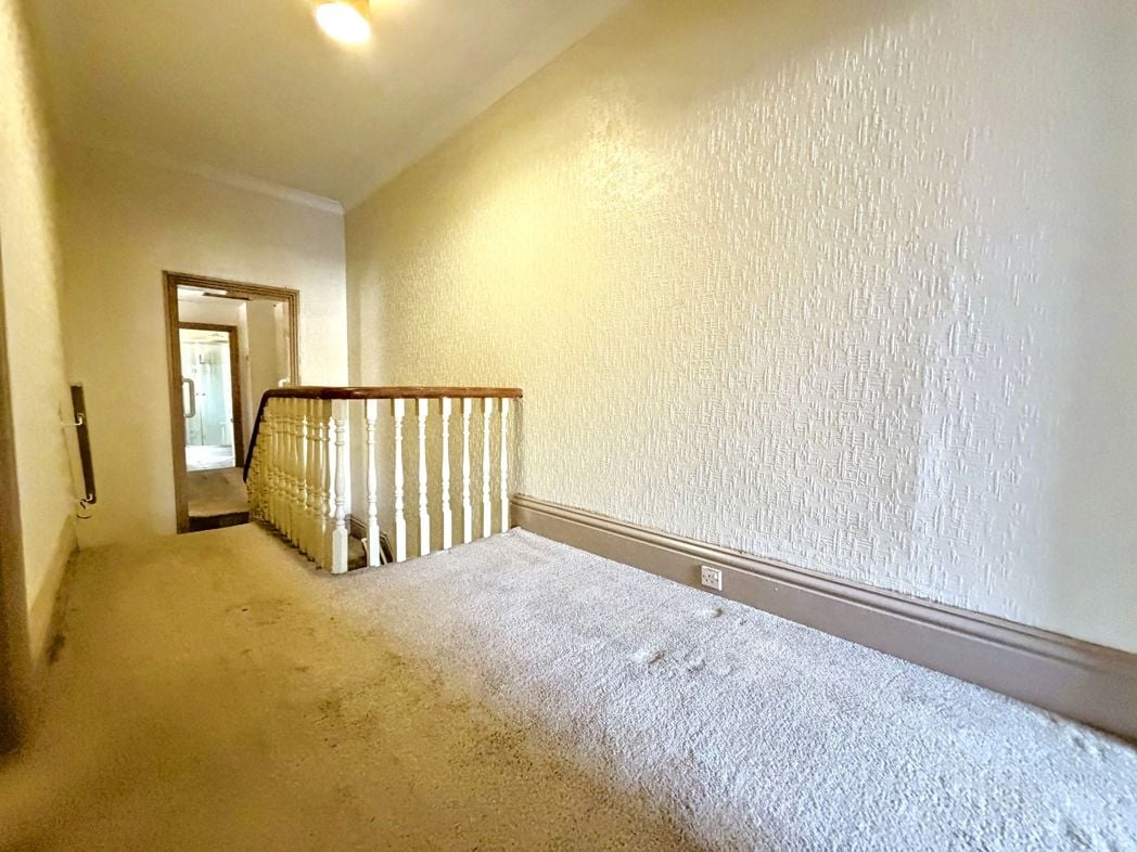 Property image 15 of 35