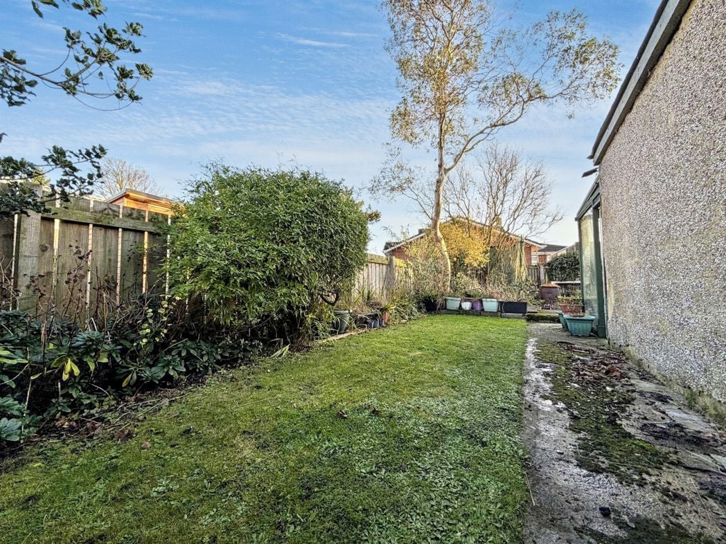 Property image 32 of 35