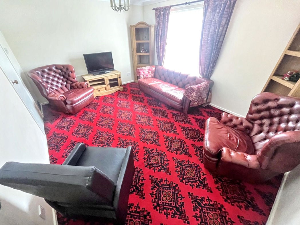 Property image 3 of 13