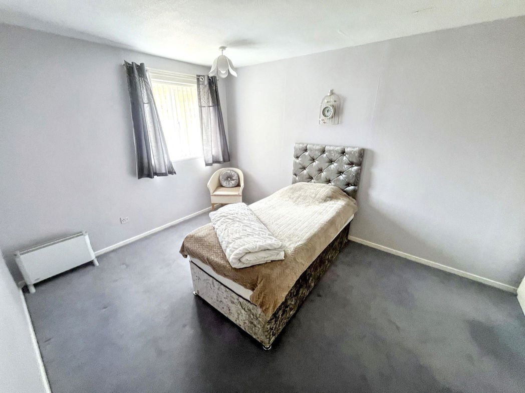 Property image 5 of 13