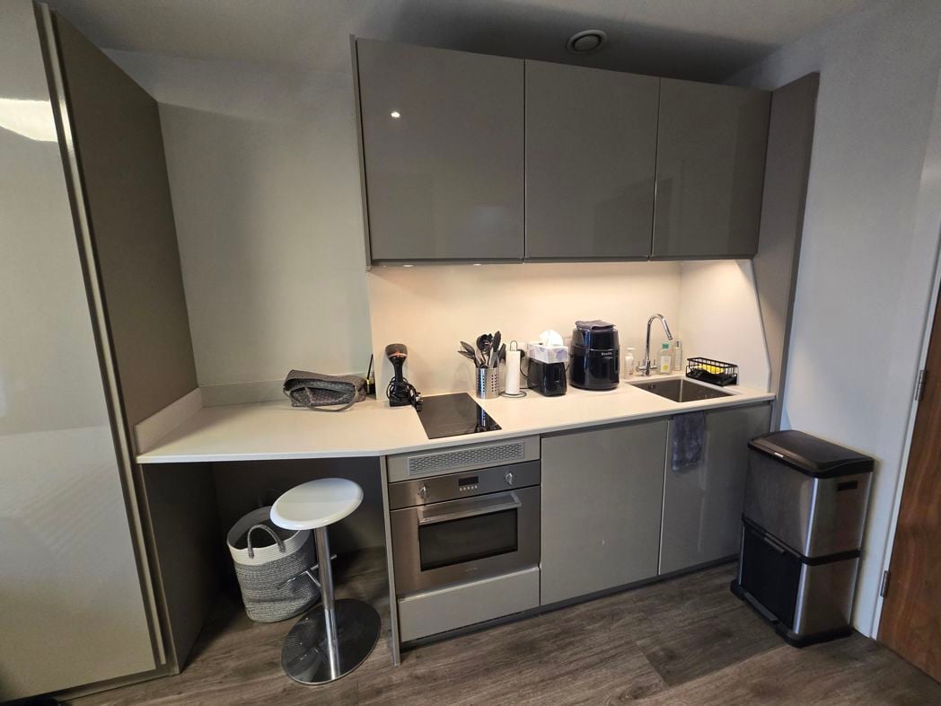 Property image 4 of 9