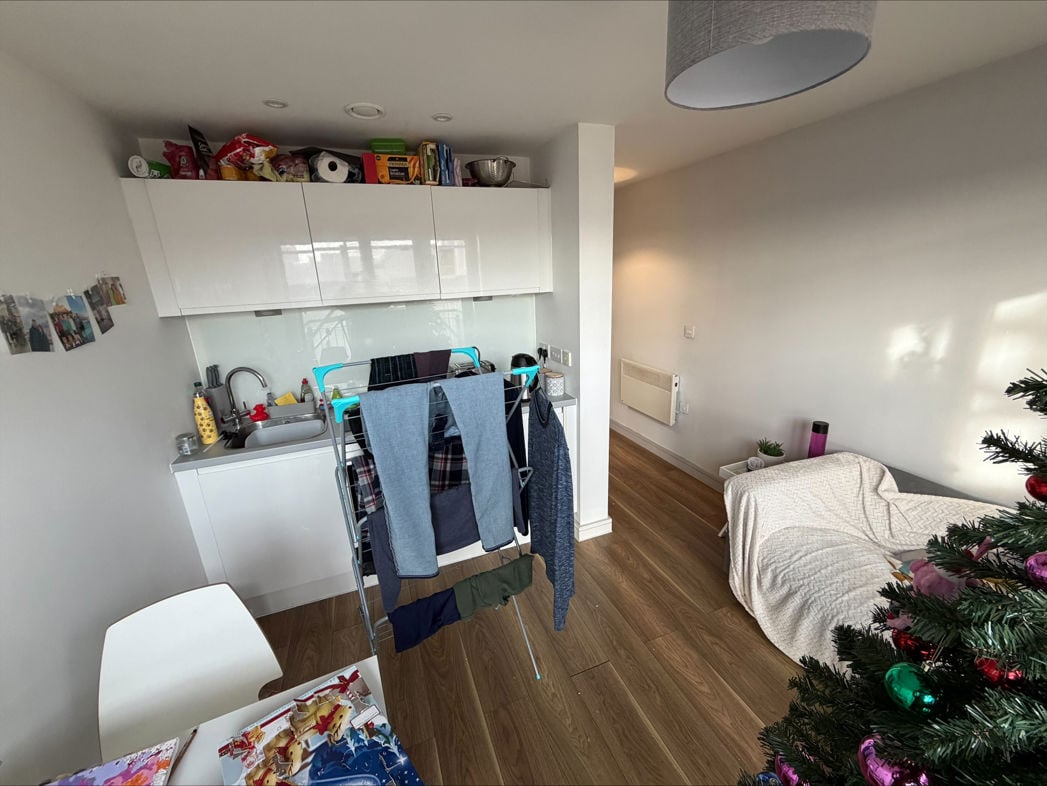 Property image 3 of 8