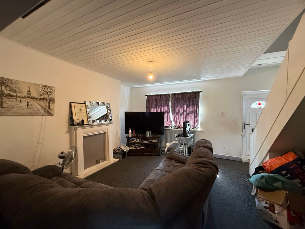 Property image 7 of 12