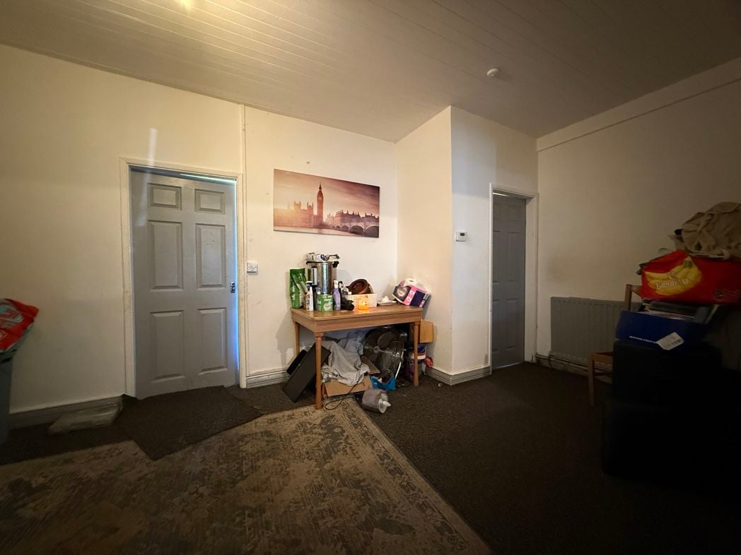 Property image 11 of 12