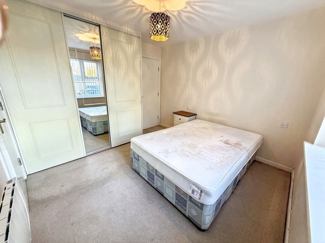 Property image 4 of 9