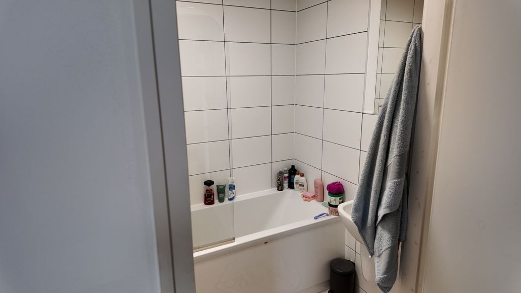Property image 8 of 24
