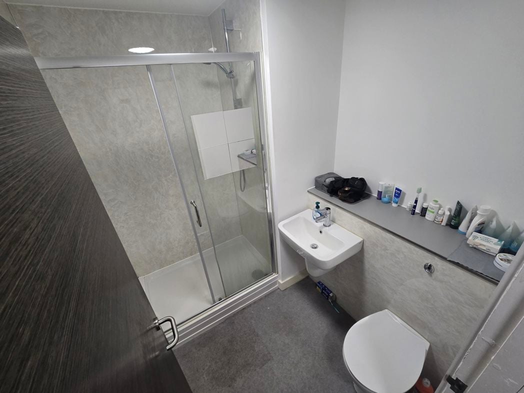 Property image 4 of 13