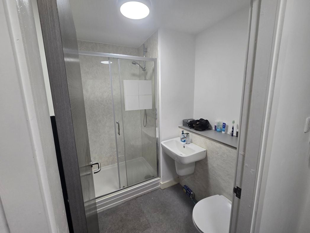 Property image 5 of 13