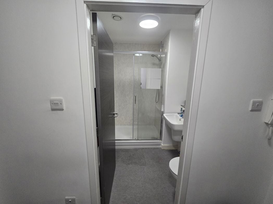 Property image 6 of 13
