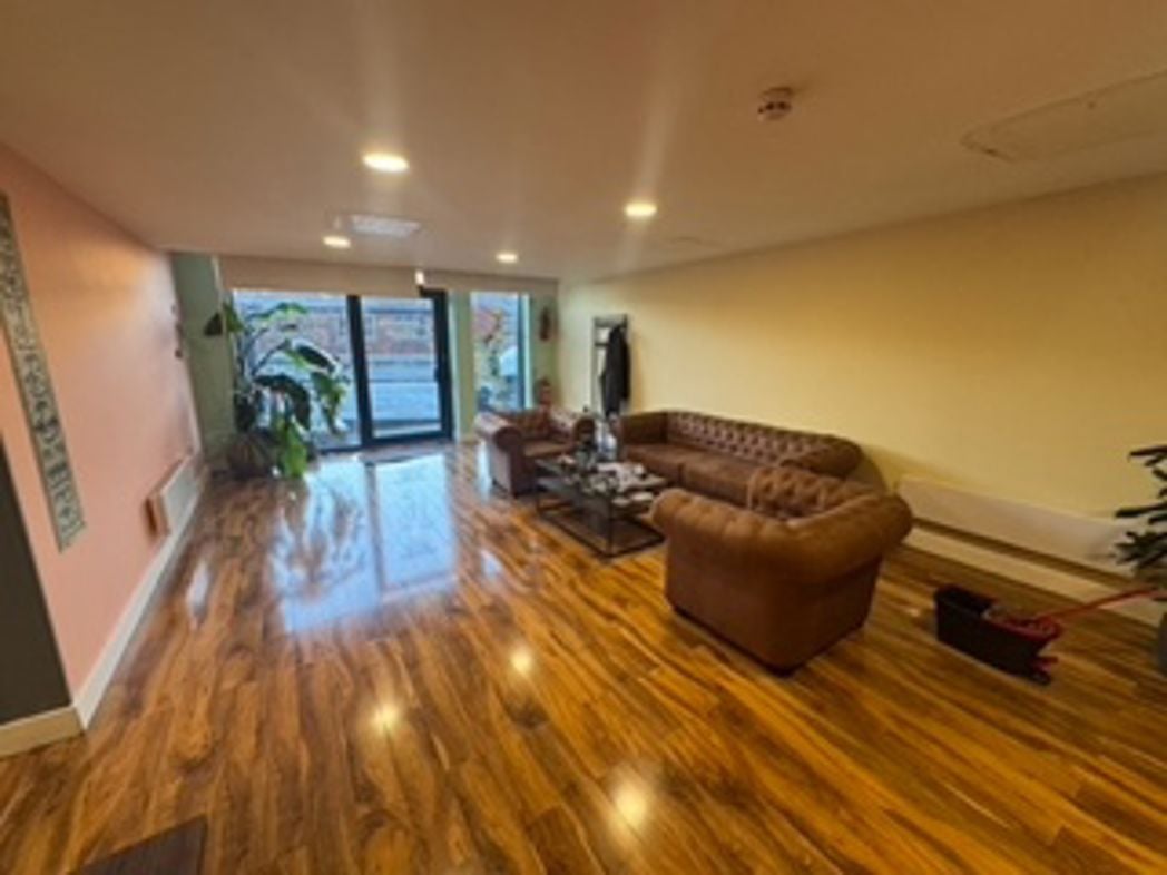 Property image 4 of 13