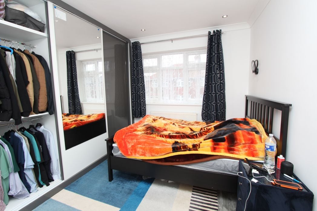 Property image 15 of 17