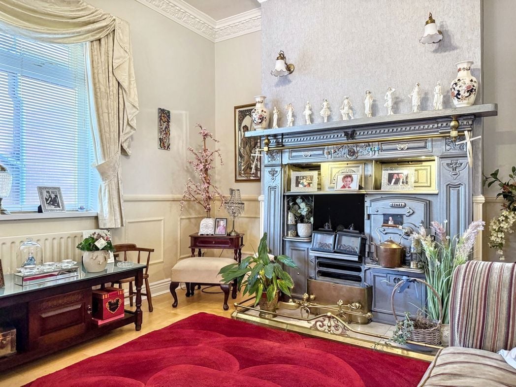 Property image 16 of 33