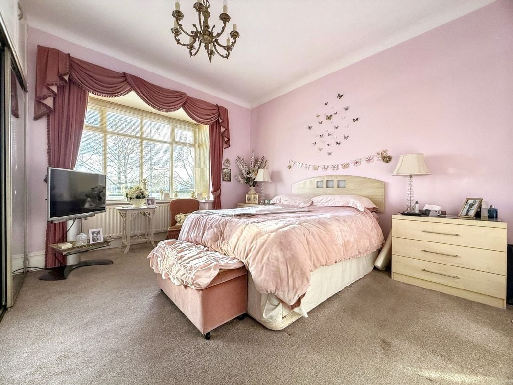 Property image 20 of 33