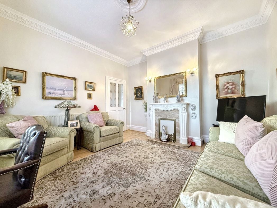 Property image 22 of 33