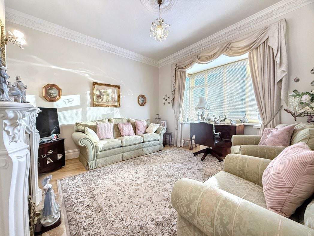 Property image 23 of 33