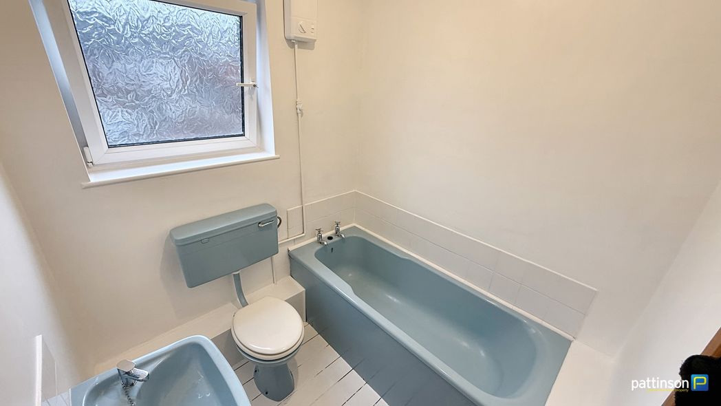 Property image 13 of 19