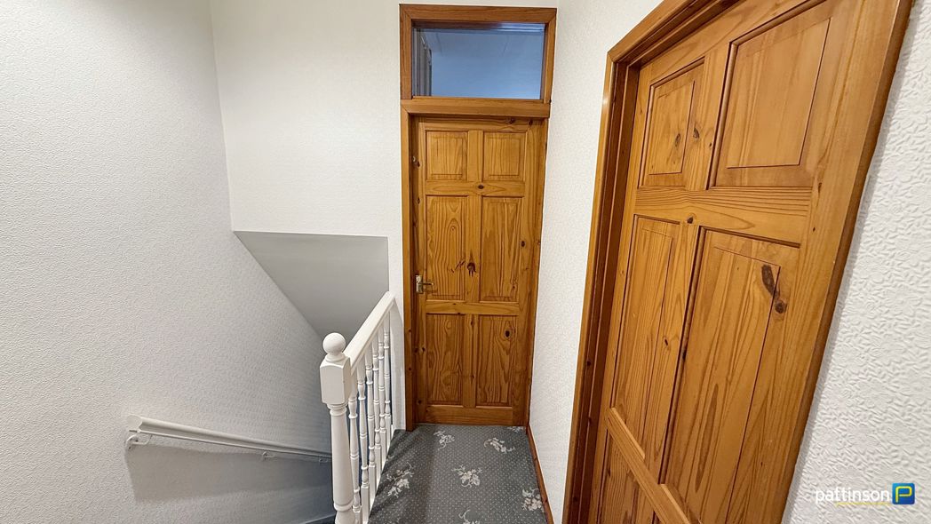 Property image 9 of 19